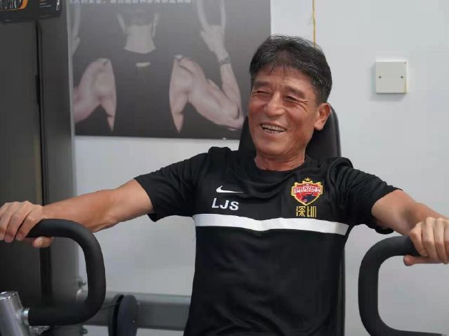 亚洲成人免费在线