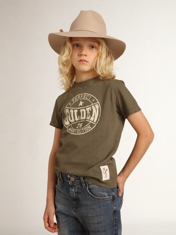 poiste oliiviroheline T-särk, mille keskel on trükitud valge logoGolden Goose B6B0T892