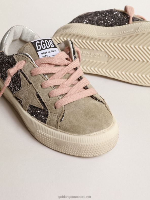 lapsed mai juunior antratsiithallis säras tuvihalli seemisnahast tähegaGolden Goose B6B0T861