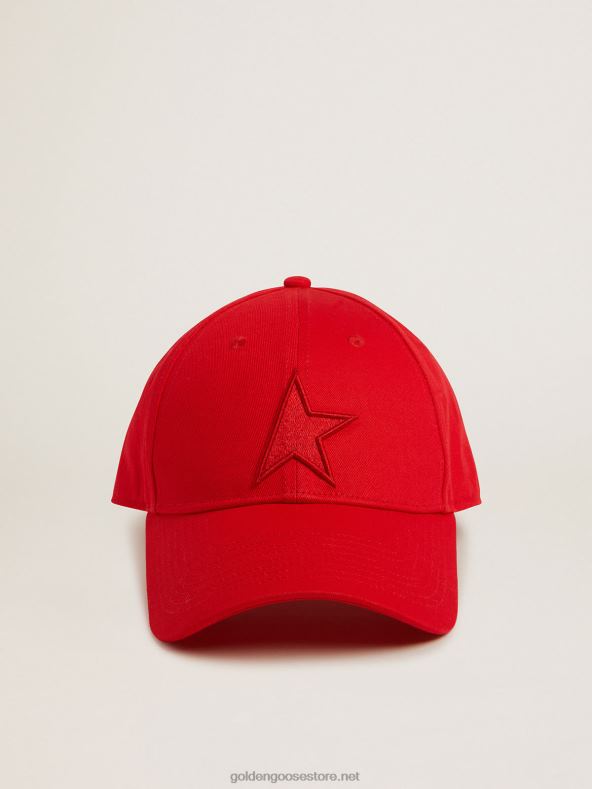 mehed punane puuvillane pesapallimüts, mille esiküljel on toon-toonis tähekujuline plaasterGolden Goose B6B0T378