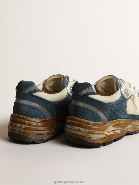 mehed bensiinsinisest seemisnahast isatäht valge nahktähegaGolden Goose B6B0T636