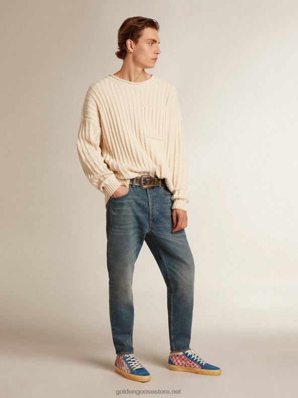 mehed kesktäht lõuendil südametrükiga ja hõbedase tähegaGolden Goose B6B0T688