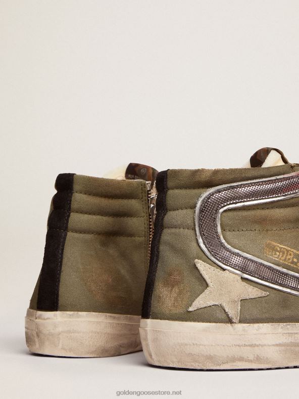 mehed slaidi penstar armee rohelisel lõuendil jäävärvilise tähegaGolden Goose B6B0T662