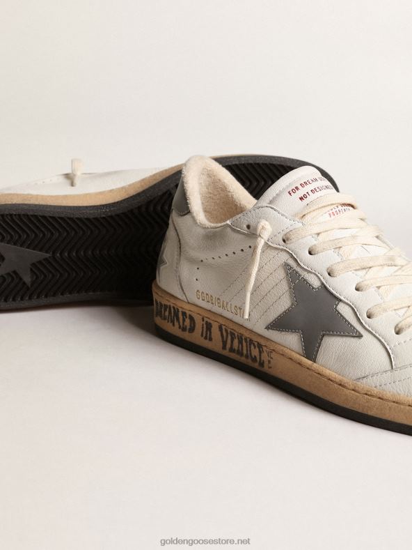 mehed Nappast palltäht halli peegeldava nailontähe ja kannasakigaGolden Goose B6B0T644