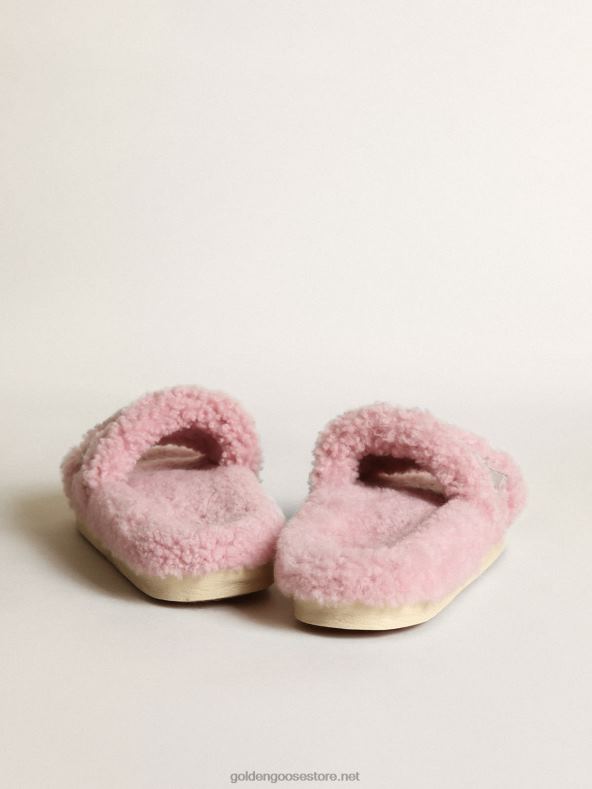 naised poolstari mudel roosas säärlingis hõbedase lamineeritud nahatähegaGolden Goose B6B0T434