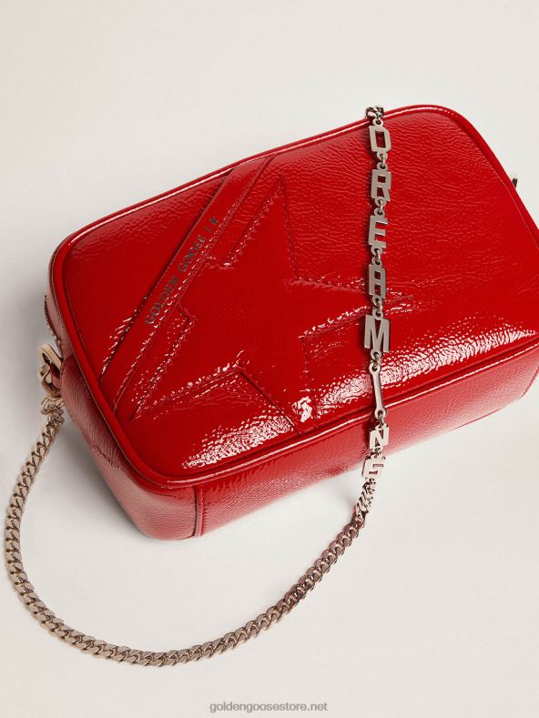 naised minitähtekott punasest lakknahast koos toon-toonis tähegaGolden Goose B6B0T470