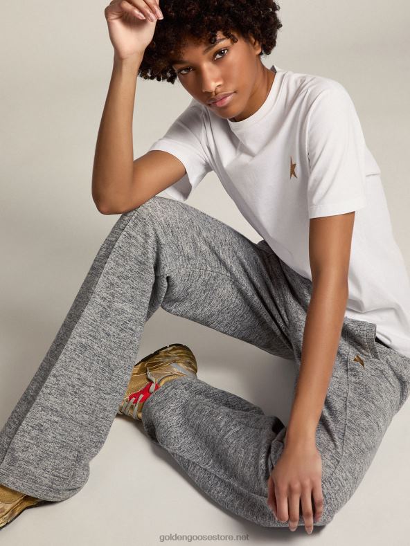 naised hallid sörkijad kuldse tähega eesGolden Goose B6B0T1039