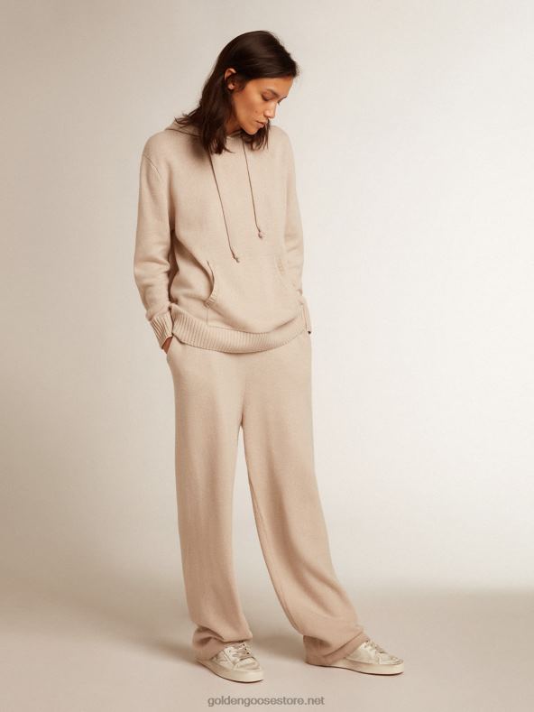 naised naturaalsest valgest kašmiiri segust jooksjadGolden Goose B6B0T982