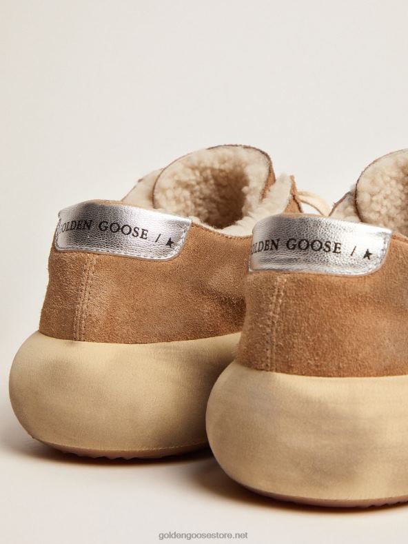 naised space-star kingad tubakavärvi seemisnahast, voodrigaGolden Goose B6B0T178