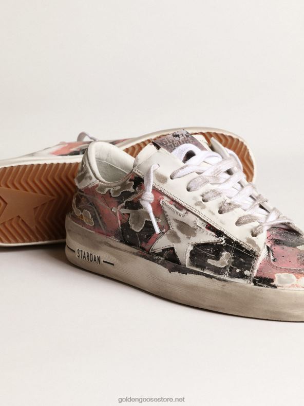 naised Stardani labor nahast ja kõikjale värvipritsmedGolden Goose B6B0T214