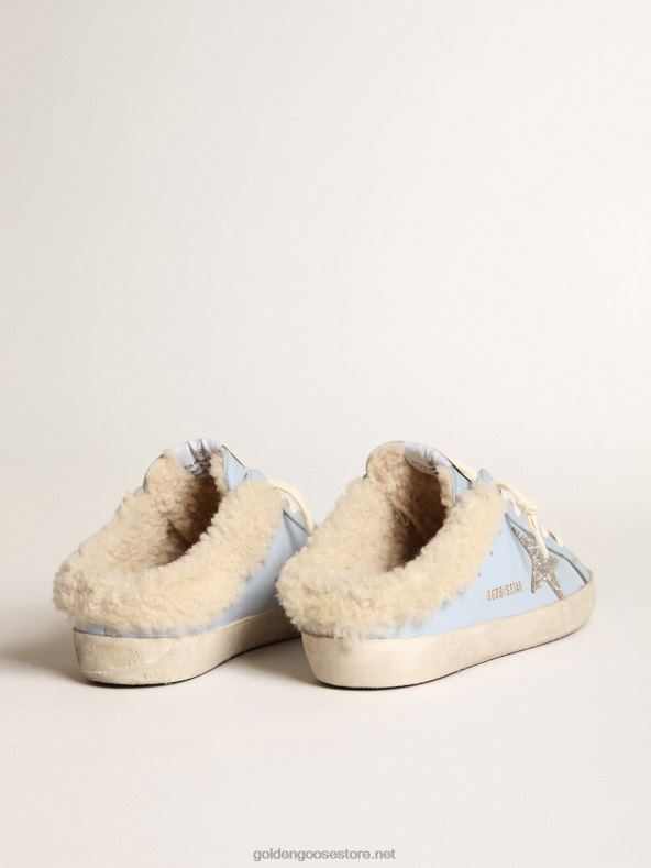 naised puudersinisest nahast superstaar-sabotid hõbedase sädeleva tähe ja beeži lõikevoodrigaGolden Goose B6B0T274