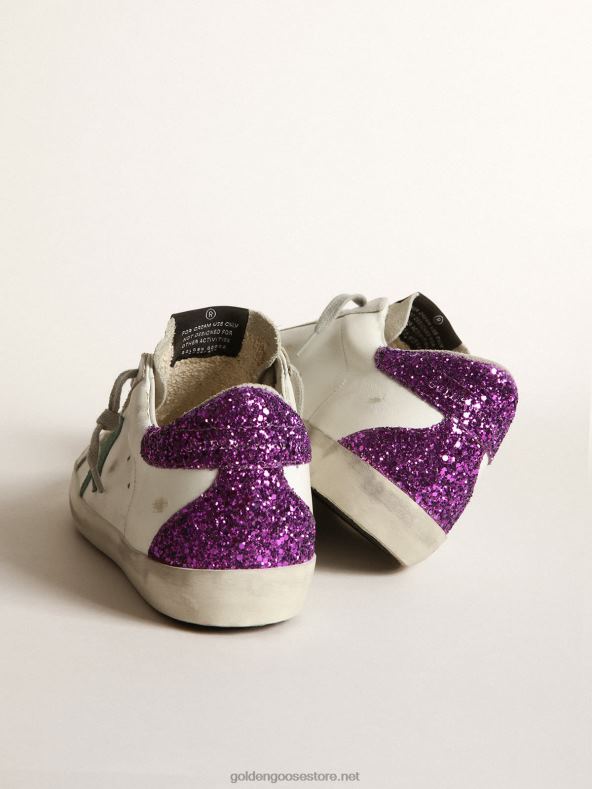 naised valged superstaar-tossud sädelevalt lilla tagaosagaGolden Goose B6B0T33