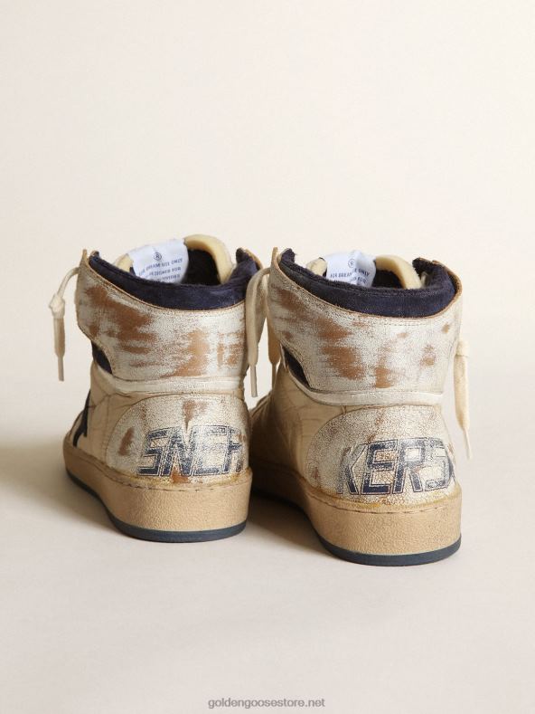 naised nailonist ja valgest nahast taevatäht sinise seemisnahast tähegaGolden Goose B6B0T52